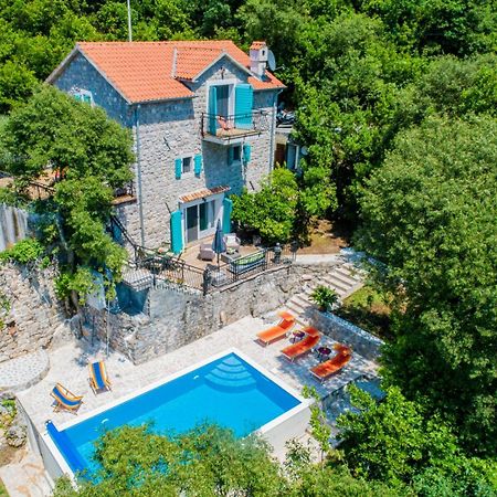 Villa Toscana With A Pool Tivat Extérieur photo