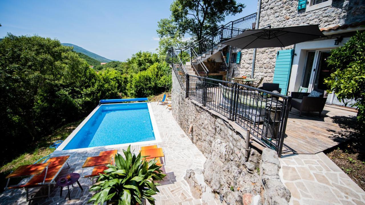 Villa Toscana With A Pool Tivat Extérieur photo