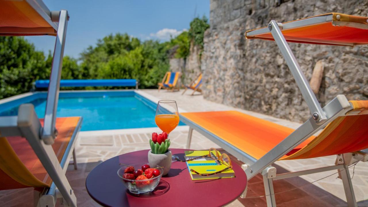 Villa Toscana With A Pool Tivat Extérieur photo