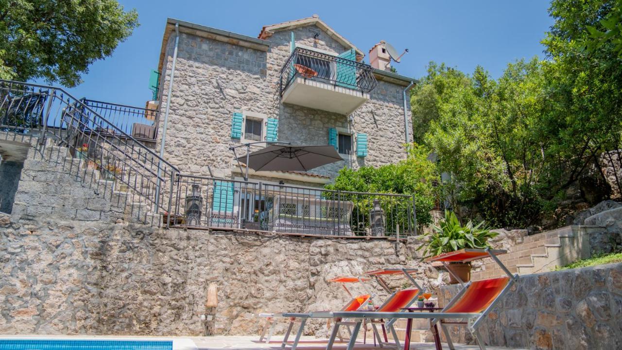Villa Toscana With A Pool Tivat Extérieur photo